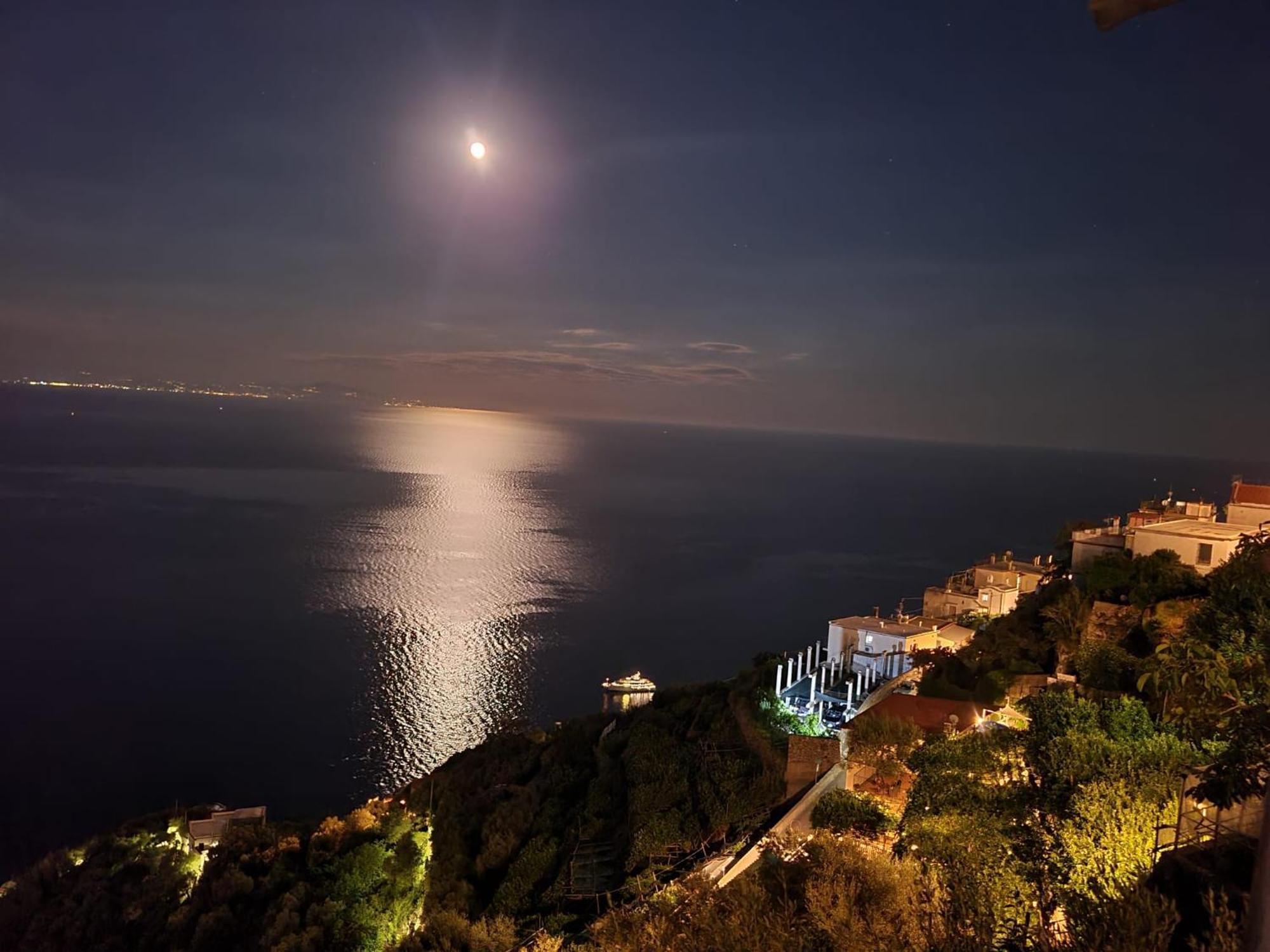 Holiday Luigi E Rachele Ravello Exteriör bild
